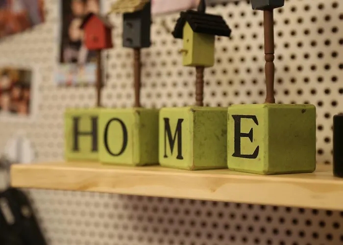 Pensión Chocolate Tree Sinchon 2*