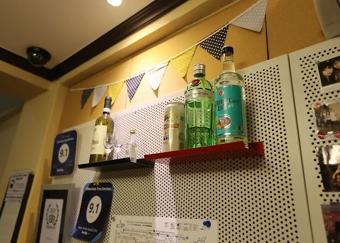Pensión Chocolate Tree Sinchon Seúl